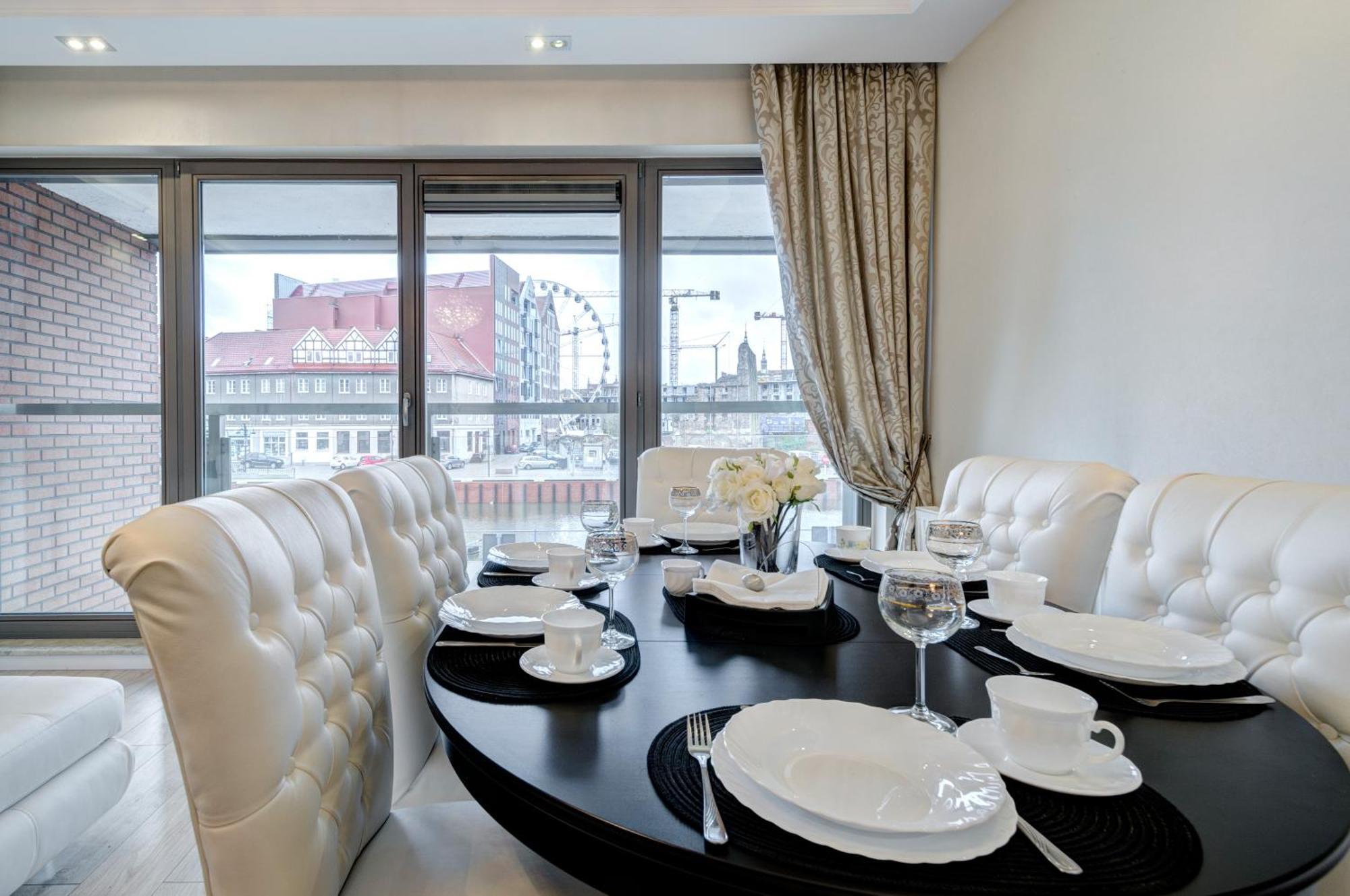 Апартаменты Dom & House - Old Town Waterlane Гданьск Экстерьер фото