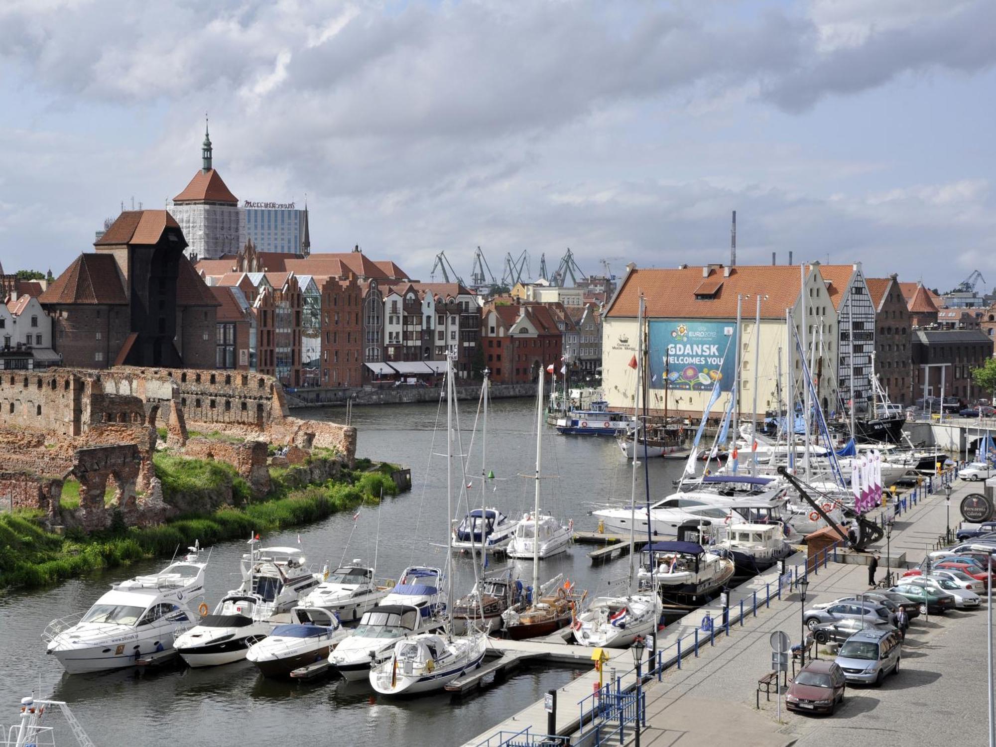 Апартаменты Dom & House - Old Town Waterlane Гданьск Экстерьер фото