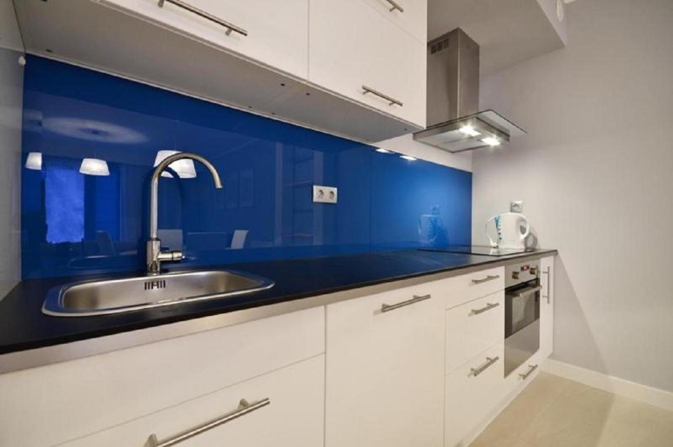 Апартаменты Dom & House - Old Town Waterlane Гданьск Экстерьер фото